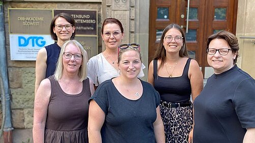Gruppenfoto von 6 Frauen